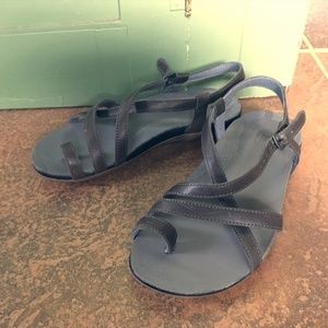 Chaco Dorra Sandal in Brown/Nickel
